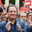 German Vargas Lleras, jefe natural del partido Cambio Radical, ha cumplido la metae con dos millones de firmas ya fueron recolectadas para validar su candidatura a la presidencia.
En campaña para las elecciones 2018
Bogota oct 20 2017
Foto: Guillermo Torres / Revista Semana