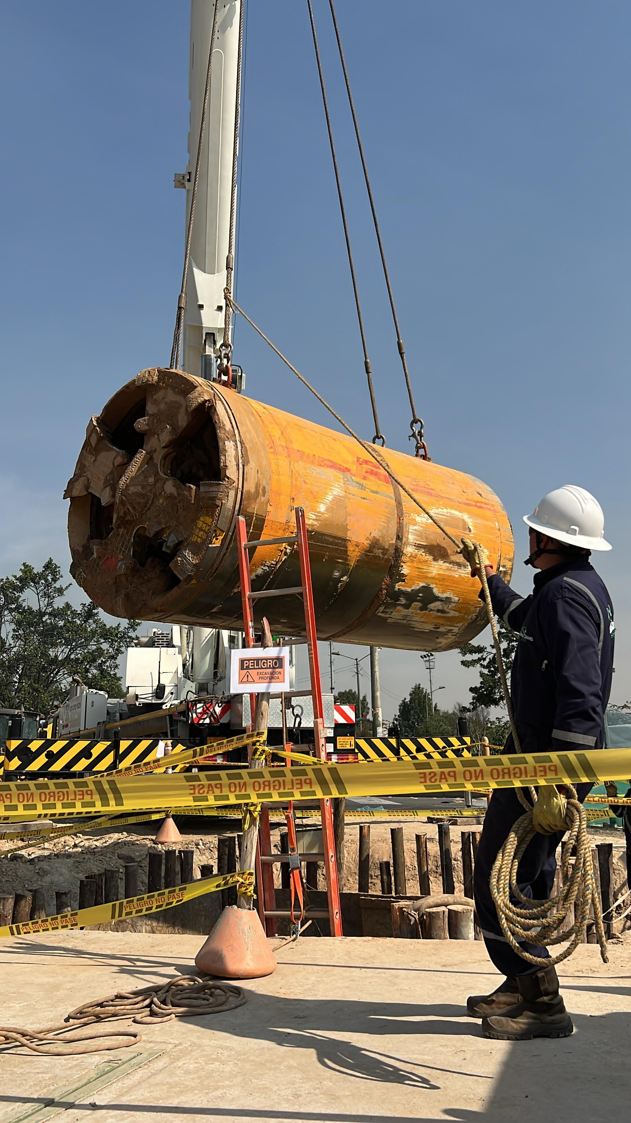 Construcción del túnel de la línea Tibitoc–
Casablanca