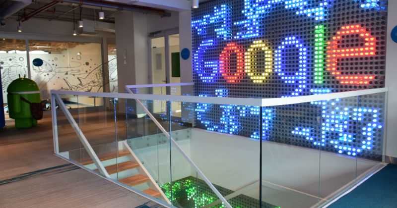 Las millonarias multas contra Google lo ponen contra la espada y la pared. 