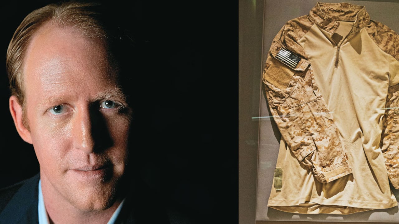 Robert O'Neill compartió por primera vez su relato en 2013, en un encuentro de víctimas del atentado a las Torres gemelas. Le impactó tanto la reacción que decidió contar la historia al mundo. En ese mismo evento, que tuvo lugar en el Museo y Monumento Nacional del 11 de septiembre, hizo entrega del uniforme que vistió cuando dió de baja al terrorista .