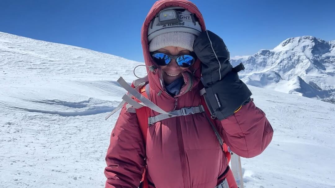 Natalia Nagovitsyna, un final sin esperanza: hijo de la alpinista dice que sigue viva en montaña de Kirguistánpero, pero la búsqueda fue supendida