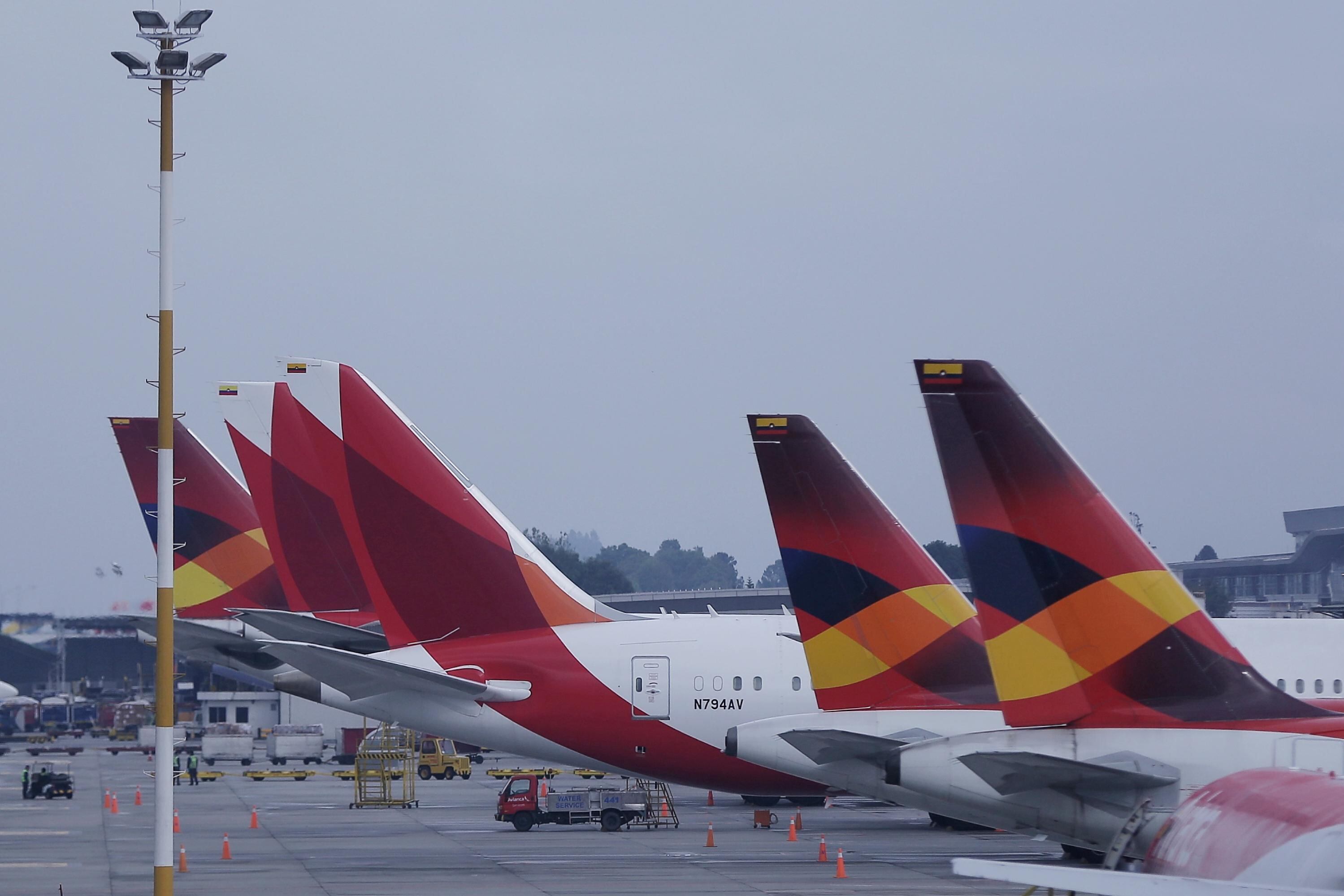 El incremento de las operaciones aéreas, con nuevos destinos y más aerolíneas, aumento el consumo de combustible para avión.