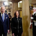 Joe Biden y Kamala Harris al finalizar ceremonia de posesión presidencial