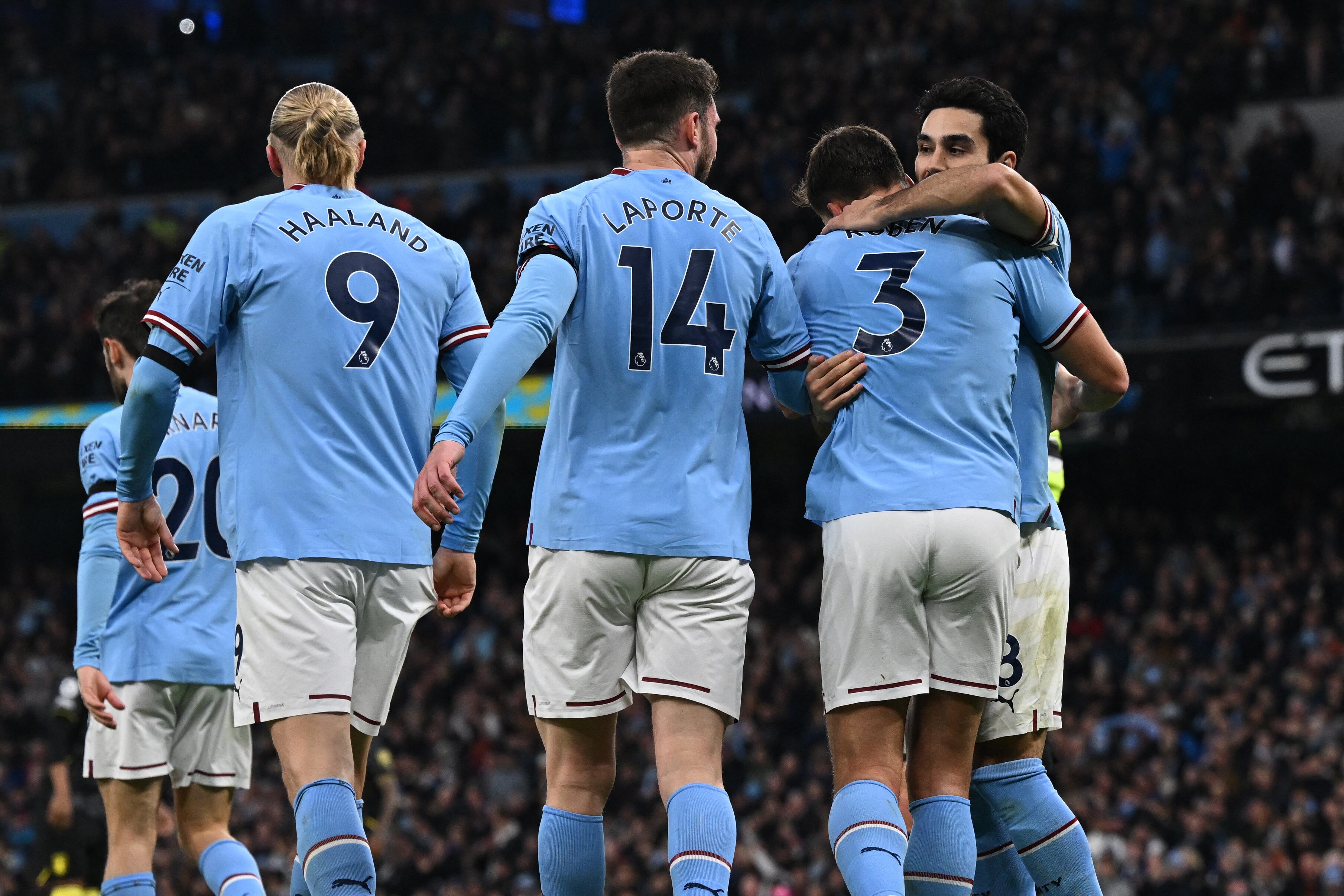 El City llegó a 48 puntos en la Premier League. Foto: AFP.