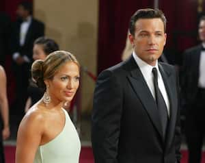 Jennifer Lopez y Ben Affleck durante los premios Óscar del 2003.