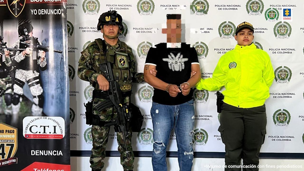 Habría constreñido a los habitantes del bajo Cauca en las manifestaciones mineras