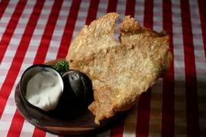 Este reconocido suero tiene profundas raíces en la tradición gastronómica del país.