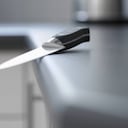 Mujer afirma que asesinato de su pareja con cuchillo de cocina fue accidental.