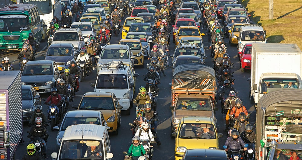    En Funza y Madrid se matriculan más motos que en Bogotá, aunque esas motocicletas circulan en la capital. Con los carros sucede algo similar. 