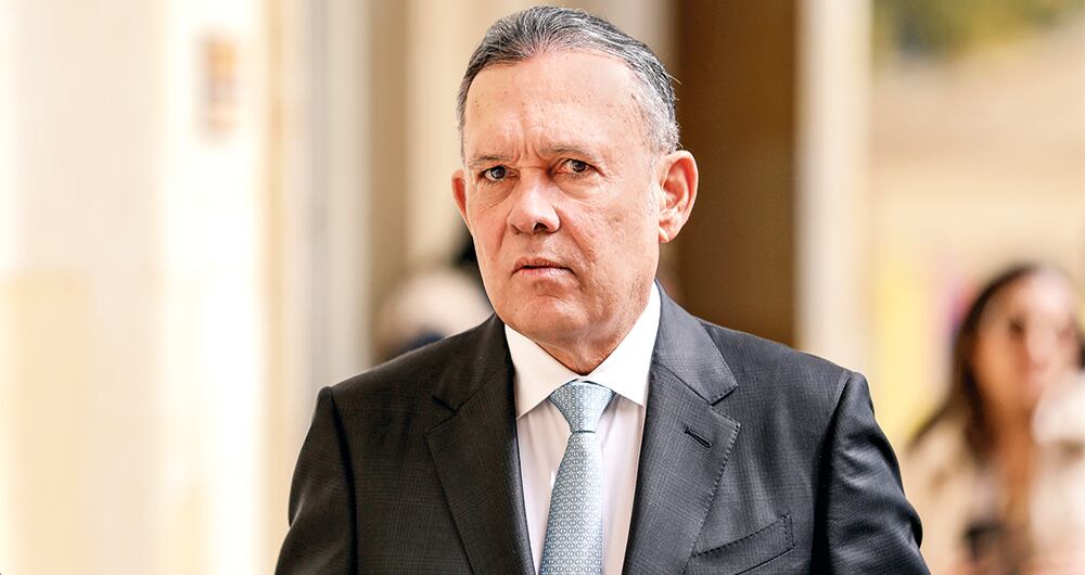 Efraín cepeda. El presidente del Congreso habló de parálisis legislativa porque no hay recursos para contratar ni pagar a quienes se les debe.  