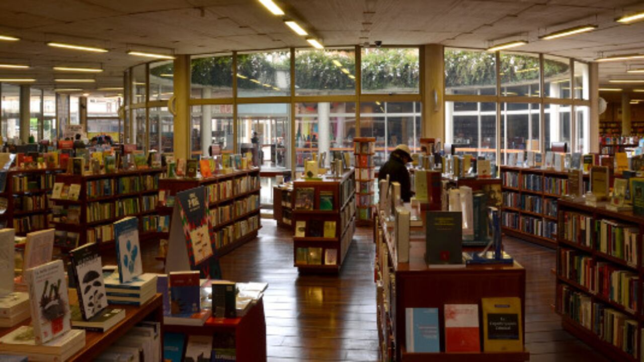 Venta Nocturna del Fondo de Cultura Económica.