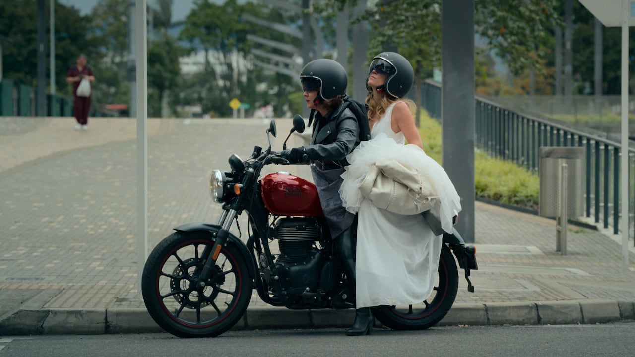 Cony Camelo y Verónica Orozco, actrices colombianas, en 'Simplemente Alicia'