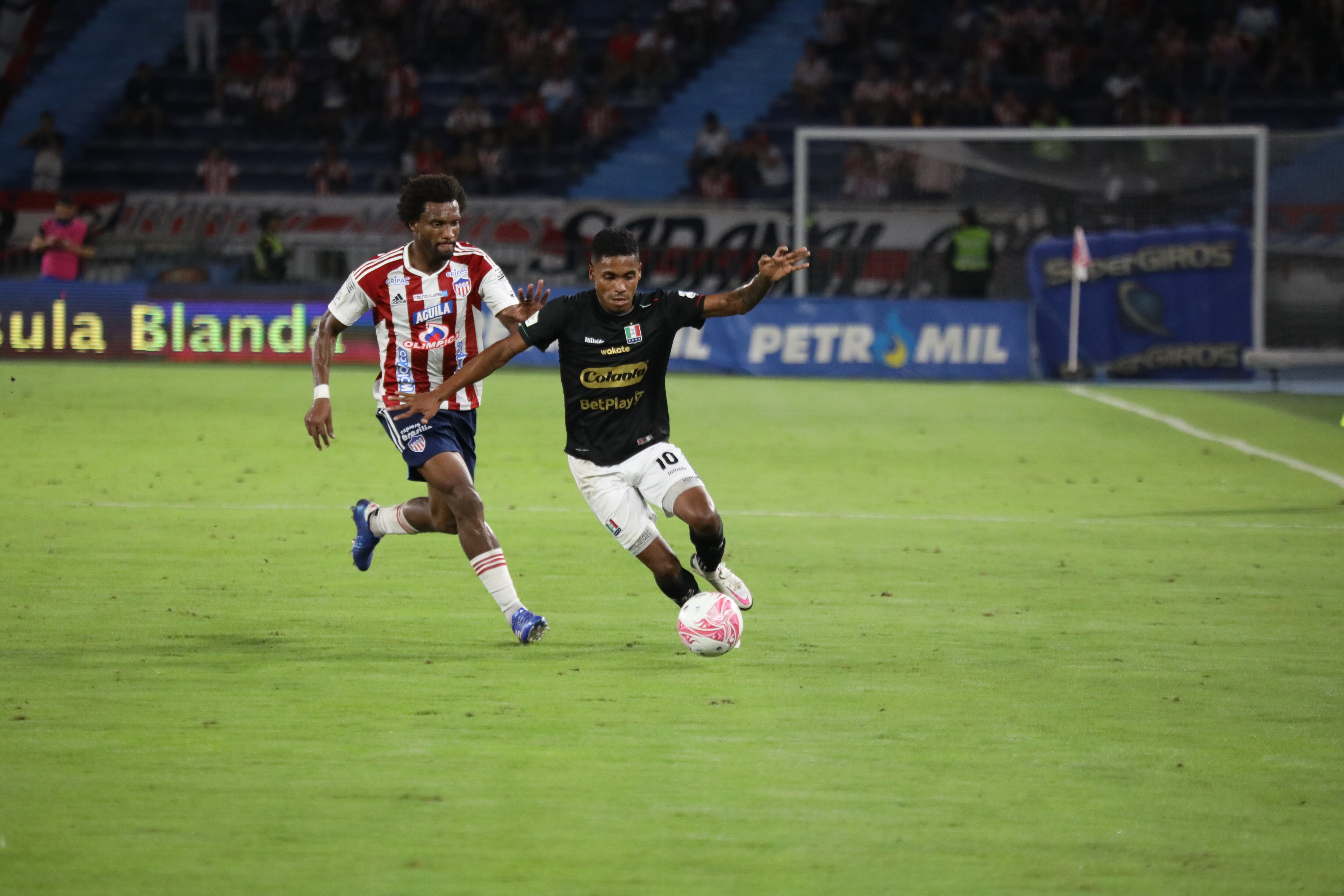 Junior venció a Once Caldas en el Metropolitano.