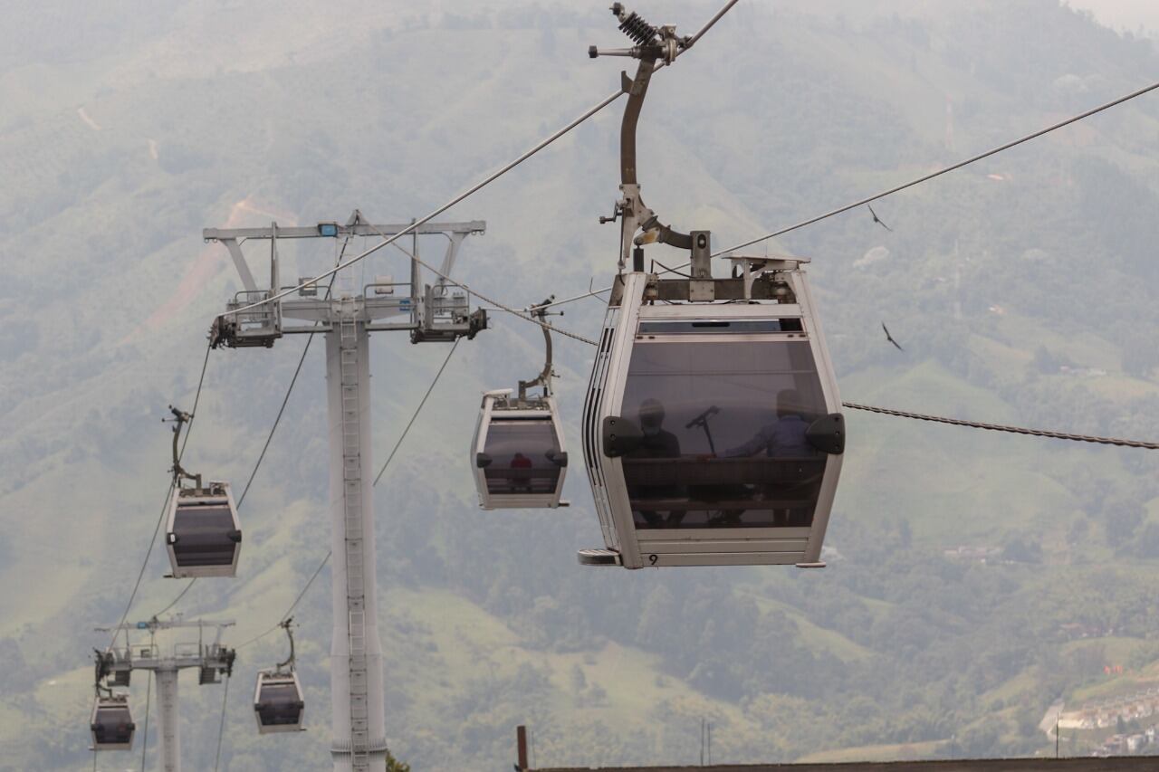 Al parecer realizó supuestos cobros de dinero de manera irregular