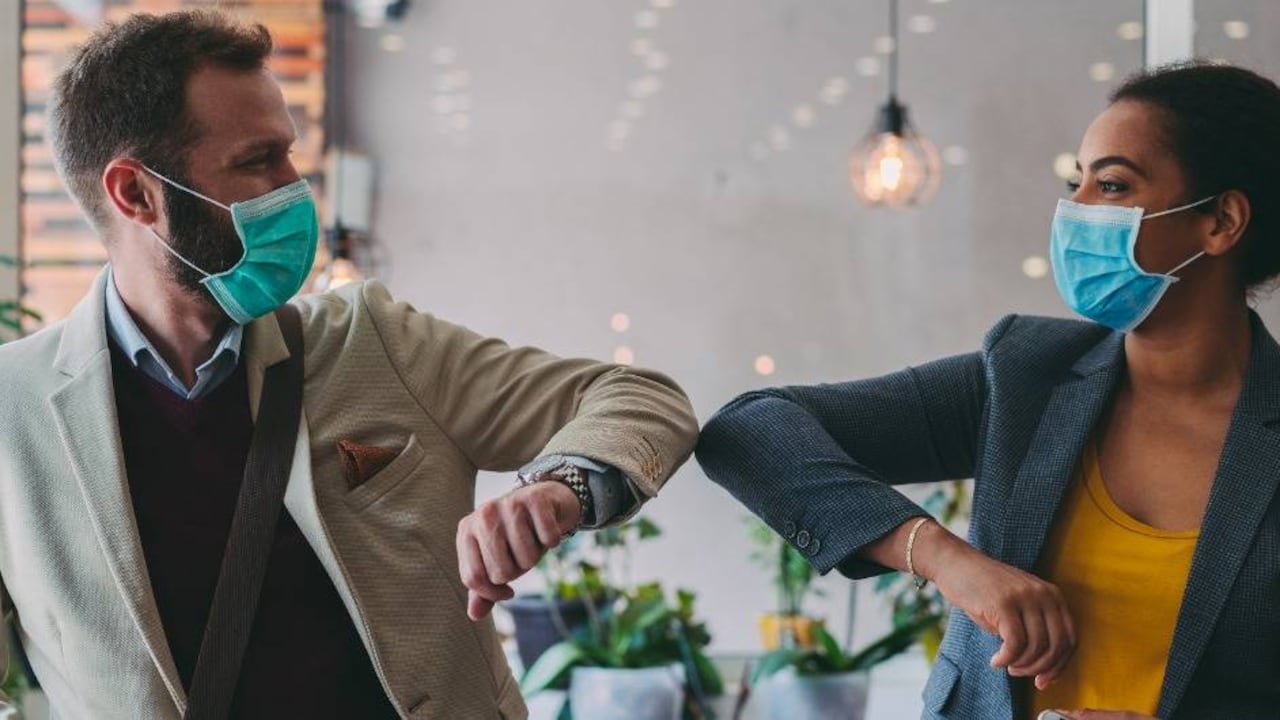 La comunicación verbal y escrita en estos tiempos es fundamental para el éxito laboral.