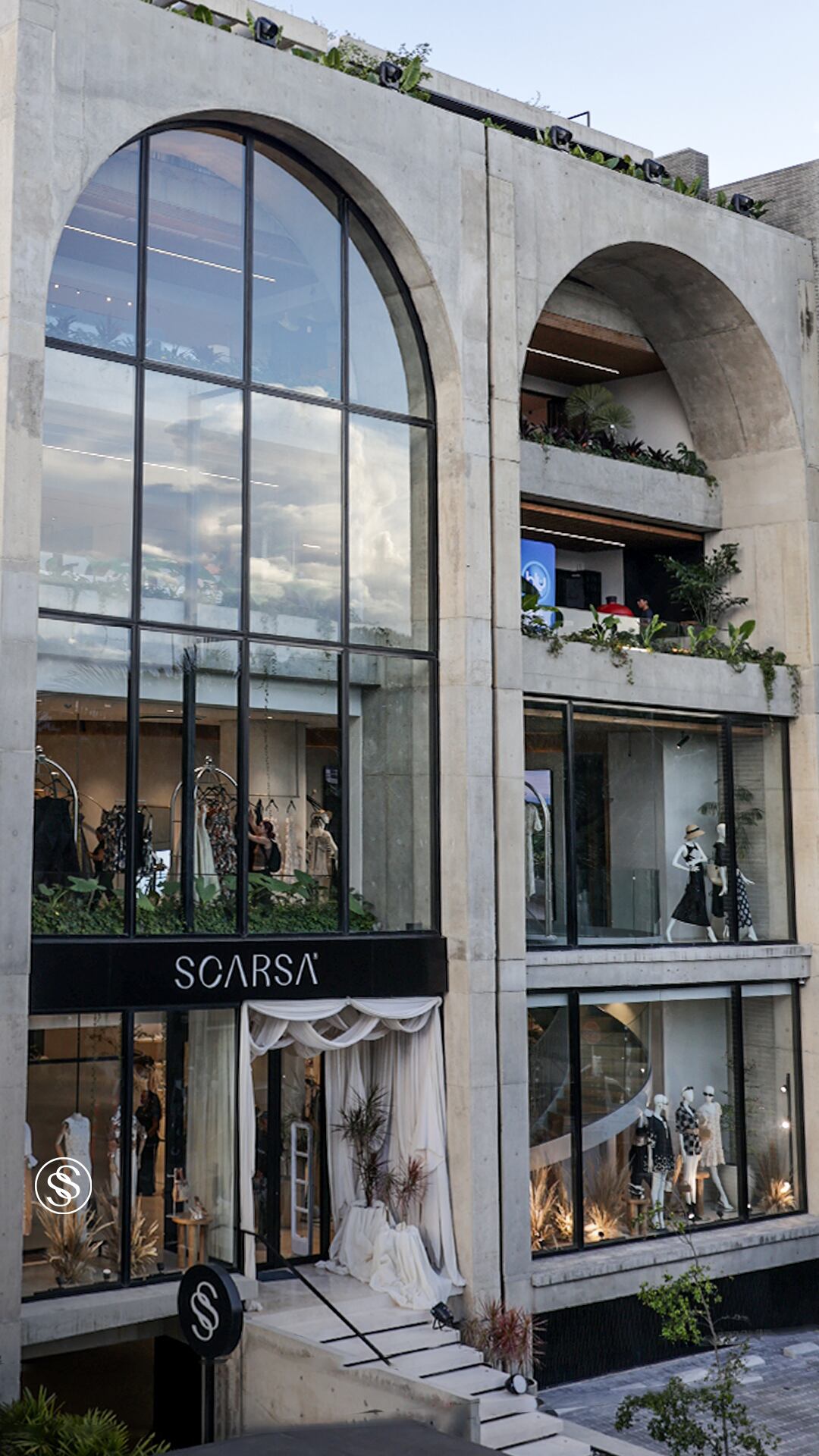 Scarsa tiene presencia en Estados Unidos, Canadá, Latinoamérica y Emiratos Árabes.