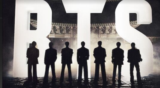 Transmisión en vivo directamente desde el histórico Gwanghwamun en Seúl, esta actuación monumental celebra el lanzamiento del nuevo y muy esperado álbum de BTS, ARIRANG.