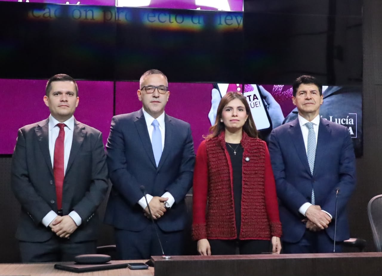 La iniciativa busca crear un sistema nacional que envíe alertas gratuitas segundos antes de un sismo a celulares, radio y televisión.