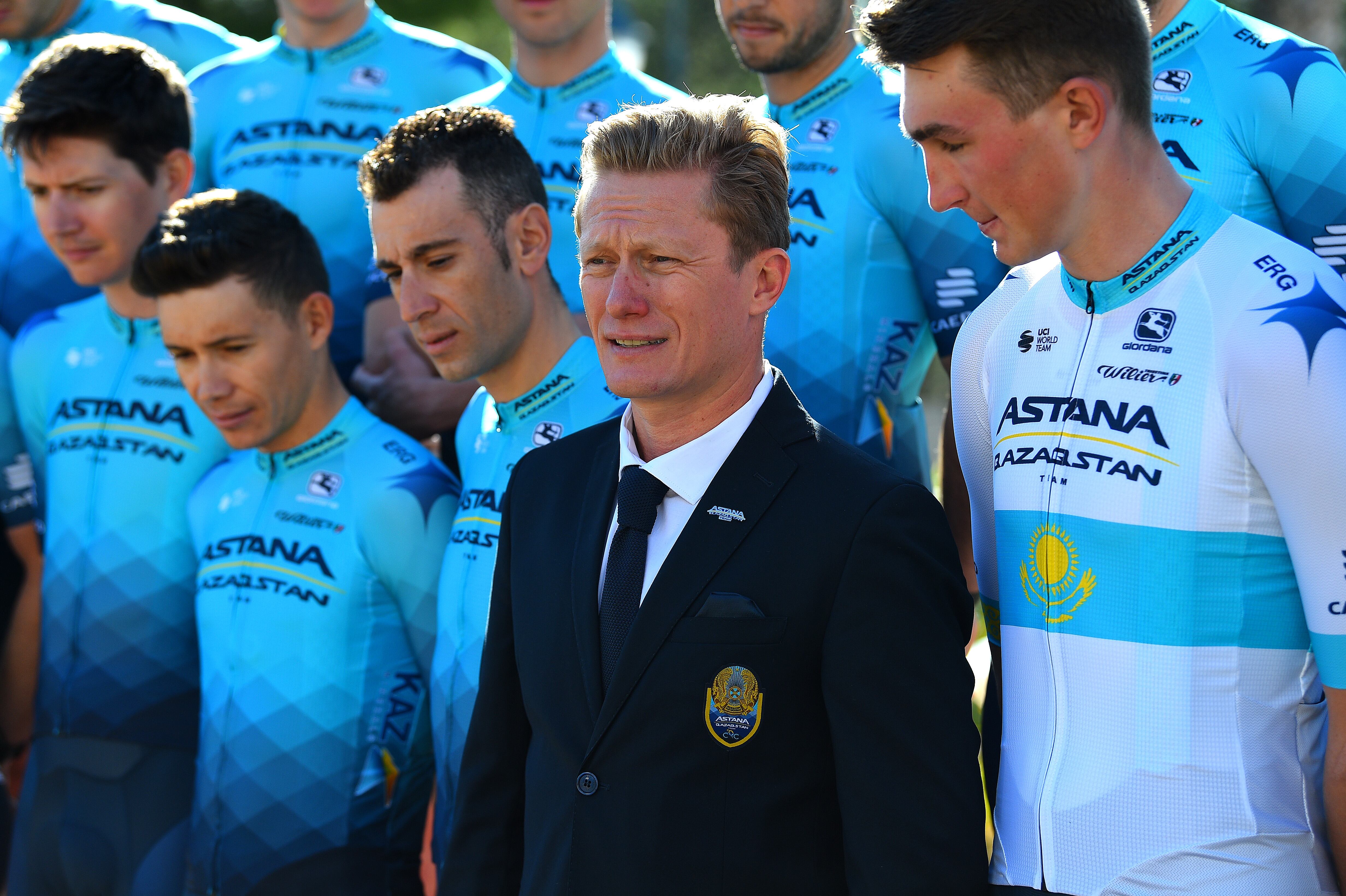 ALTEA, SPAIN - DECEMBER 15: (L-R) Alexandr Vinokurov of Kazakhstan General manager aYevgeniy Fedorov of Kazahkstan during the team's portrait session at the Team Astana Qazaqstan 2022 - Training Camp on December 15, 2021 in Altea, Spain. (Photo by Dario Belingheri/Getty Images)