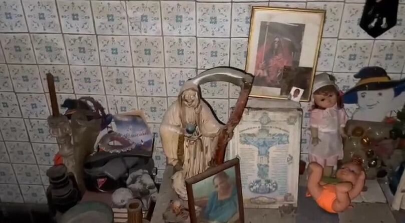 Este era uno de los altares de la habitación destinada para los rituales