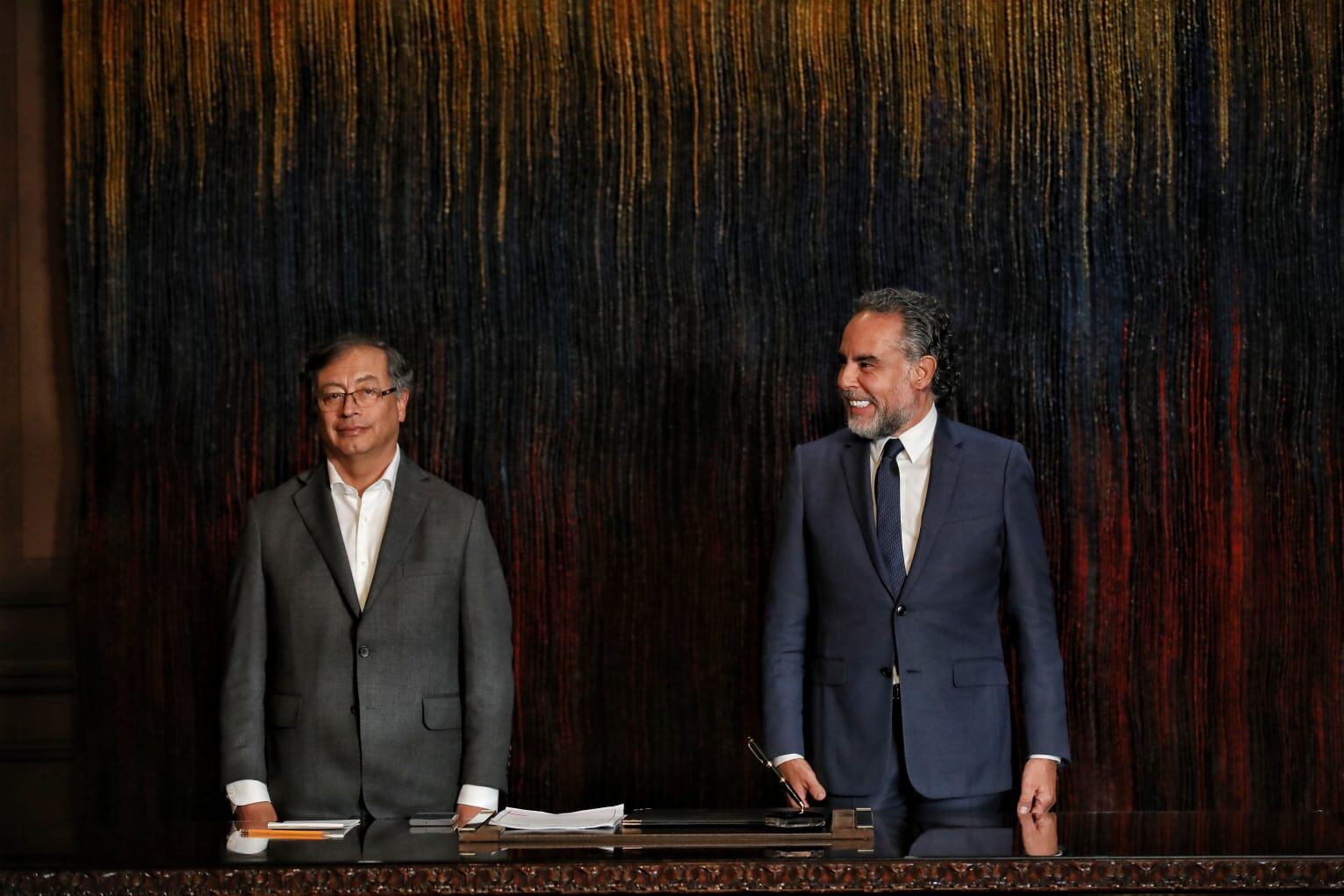 Presidente Gustavo Petro y Embajador en Venezuela Armando Bendetti