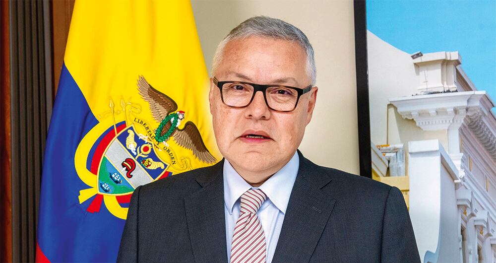 Néstor osuna Ministro de Justicia