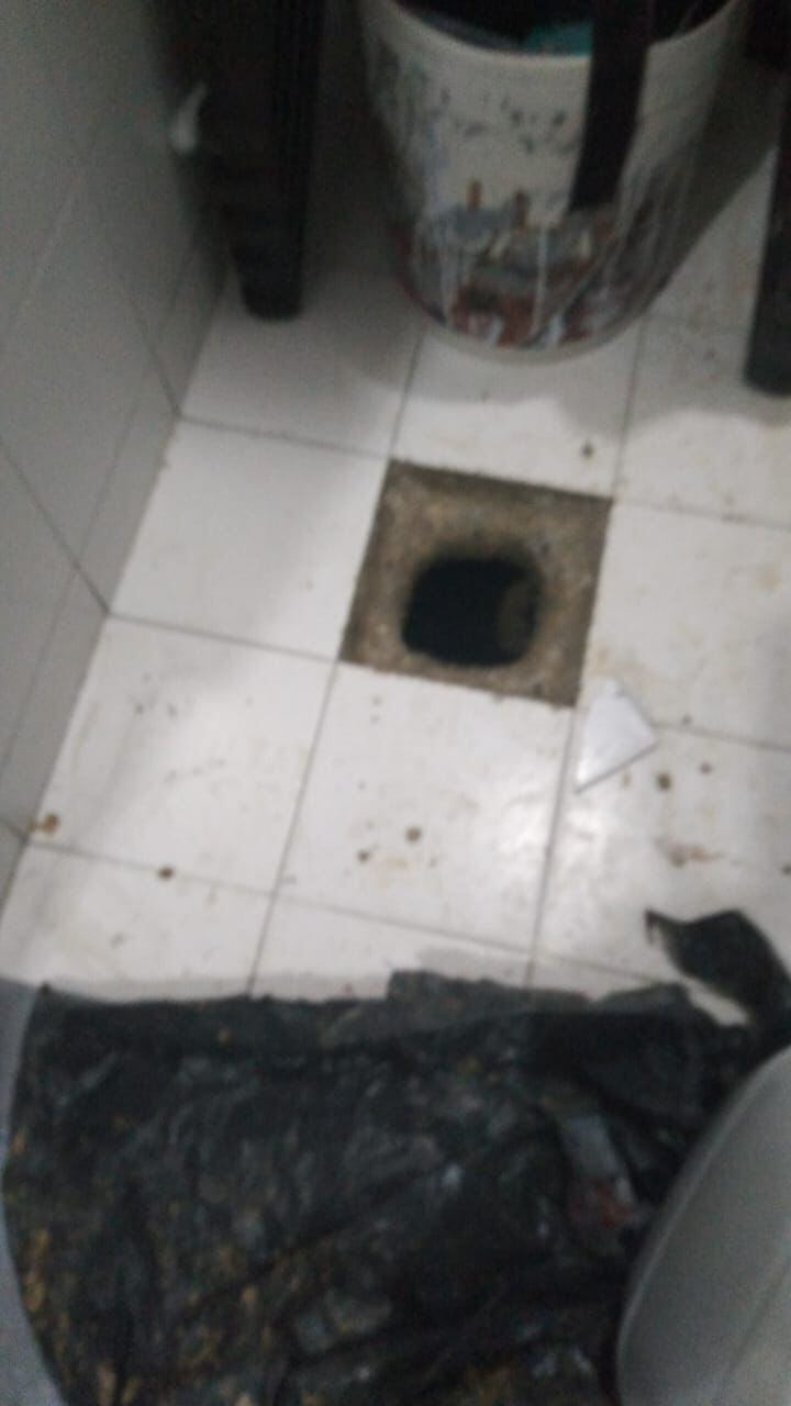 Varios detenidos eran los encargados de hacer las caletas en el interior del Pabellón de Alta Seguridad de la cárcel La Picota en Bogotá.