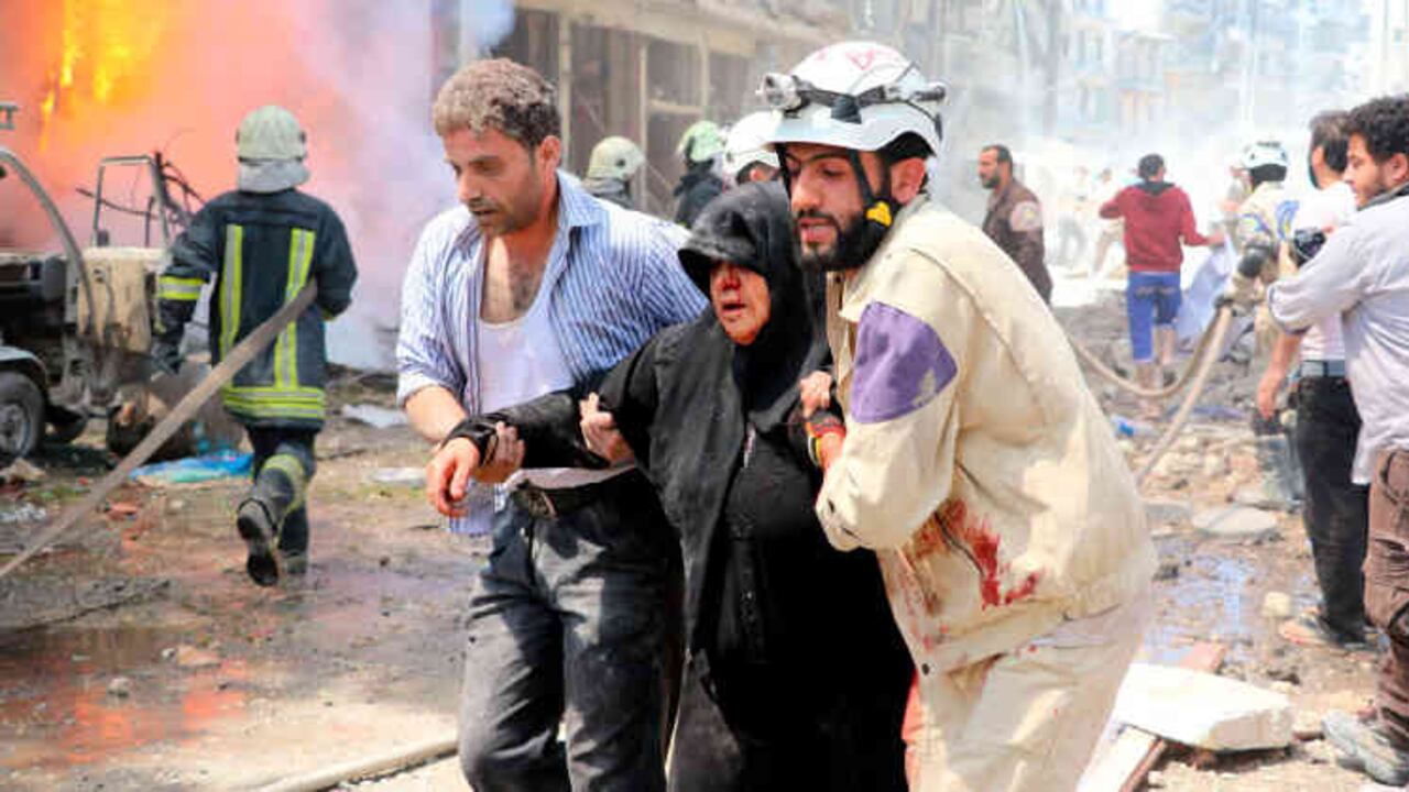 Las escenas en las calles de la parte oriental de Alepo resultaron desgarradoras, pues el Ejército sirio masacró centenares de civiles. La evacuación ha sido una pesadilla.