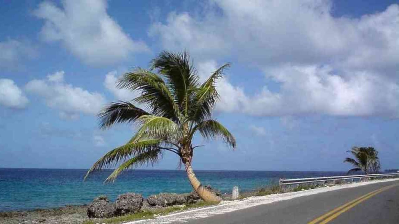 Por su parte, el ministro de Salud, Fernando Ruiz, hizo un llamado a los colombianos a mantener las medidas de protección ante la finalización del periodo de aislamiento preventivo obligatorio.