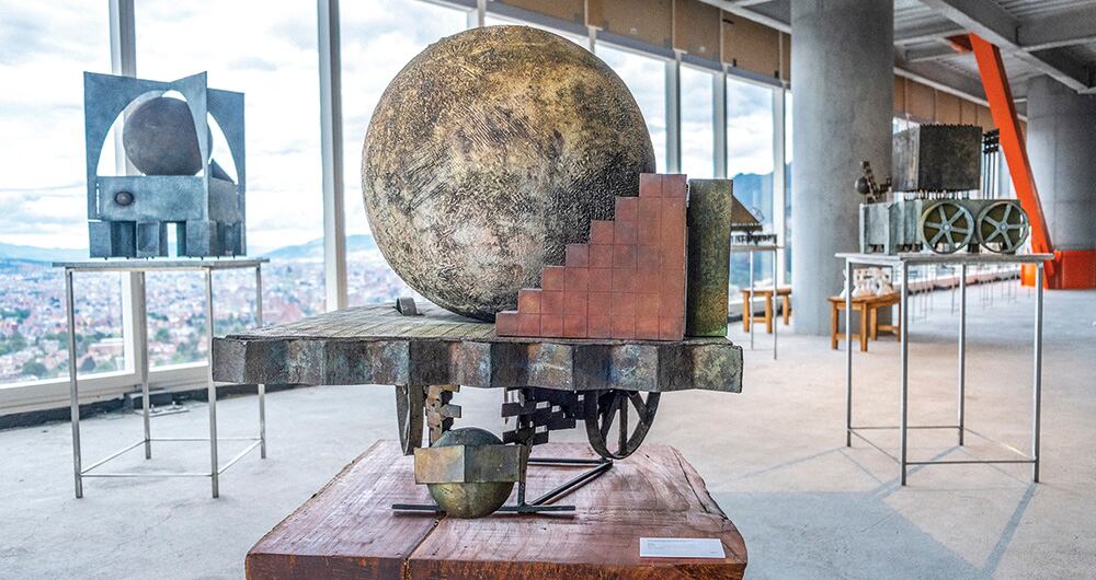 Jim Amaral en la Torre Atrio, una vasta retrospectiva en un lugar especial. 