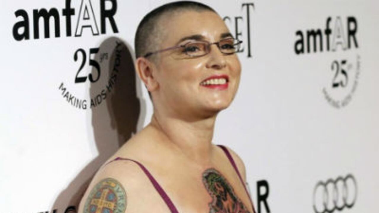 Tras su divorcio con Barry Herridge, a quien conoció en un chat y con el que duró escasas dos semanas de matrimonio, Sinead O'Connor nuevamente se ha inscrito en una agencia para encontrar pareja en la web.