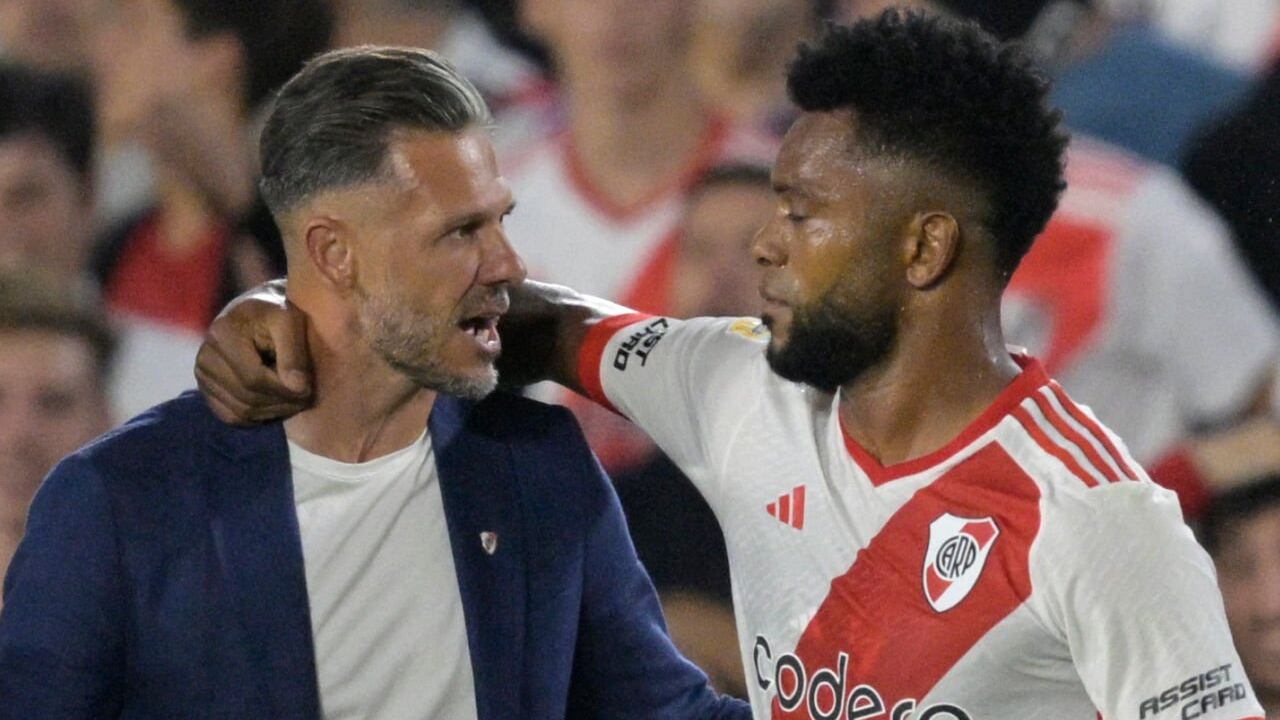 Miguel Borja y su técnico en River, Martín Demichelis