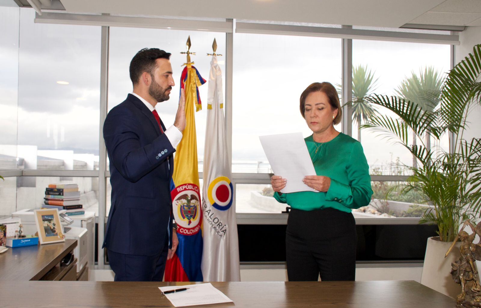 Carlos Mario Zuluaga asume como nuevo contralor general de la República