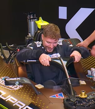 Mr.Beast fue invitado por Cupra y protagonizó un accidente en el circuito callejero de Miami de la Fórmula E