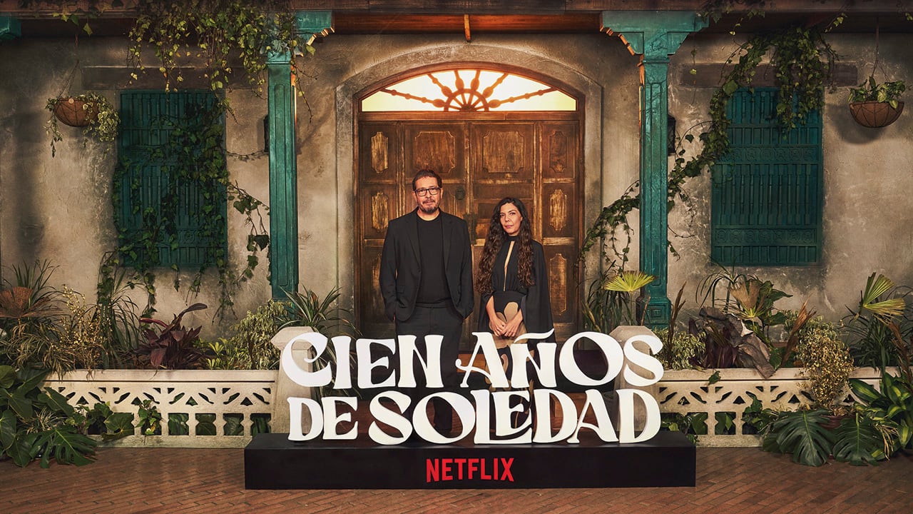 El 97 por ciento del elenco es colombiano. Más de 150 artesanos contribuyeron a la construcción de Macondo.
