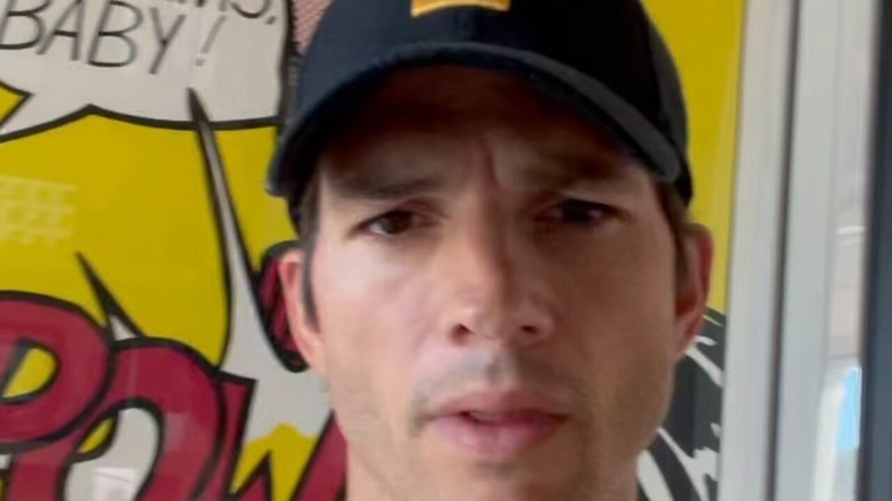 Ashton Kutcher y su extraña enfermedad.