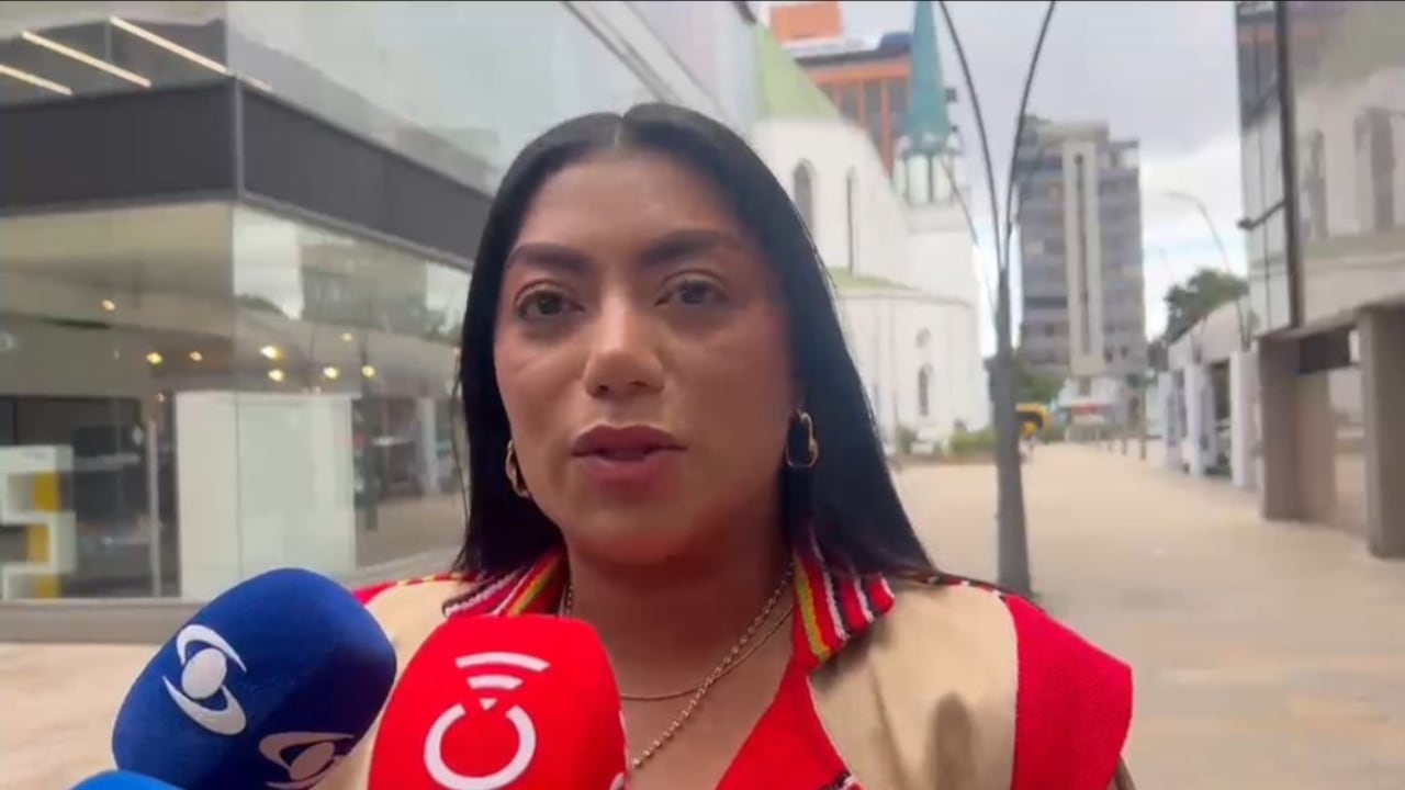 La senadora Martha Peralta llegó a la Corte Suprema para su vinculación formal en la investigación por el saqueo a la UNGRD.