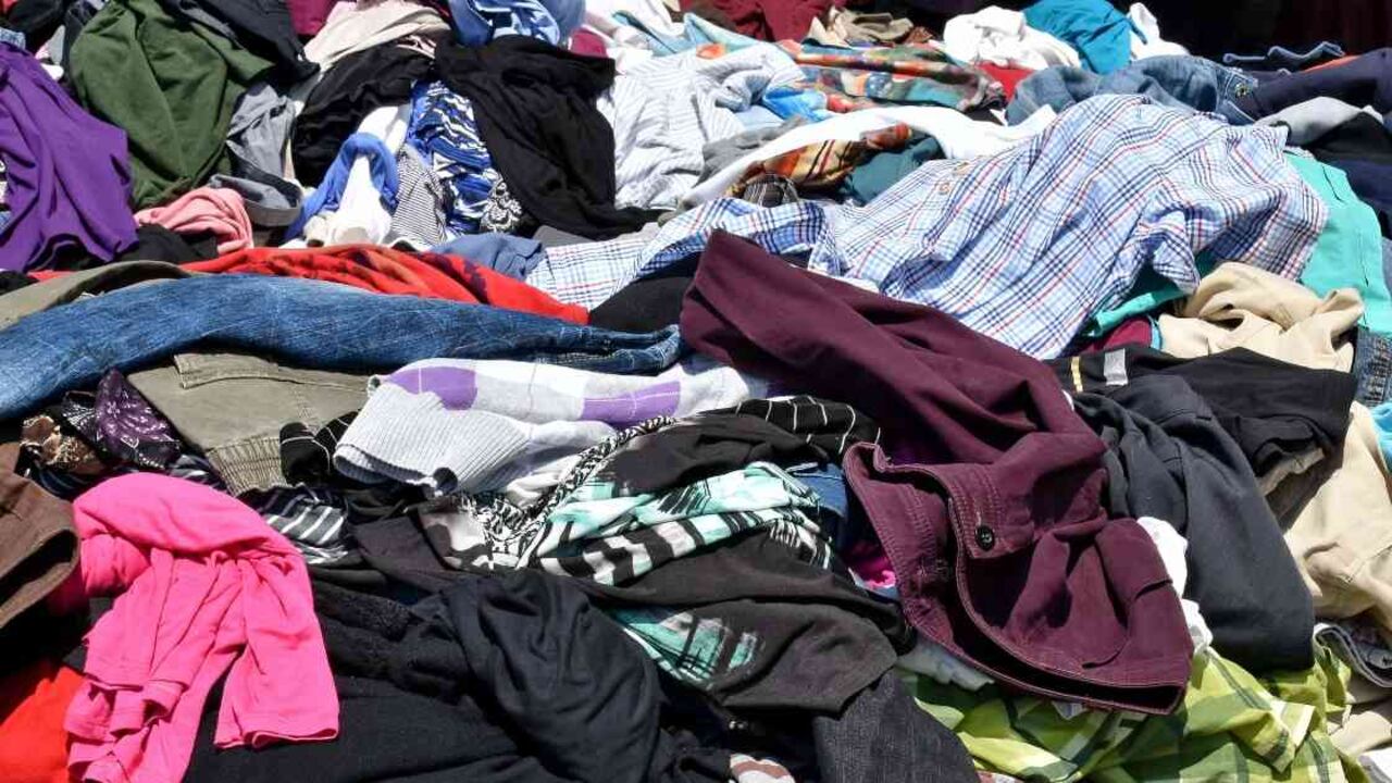 En Colombia el reciclaje de residuos textiles solo alcanza a llegar al 5%. Foto: Pixnio.com
