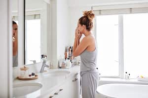 El baño es una de las zonas de la casa donde más olores desagradables se presentan.