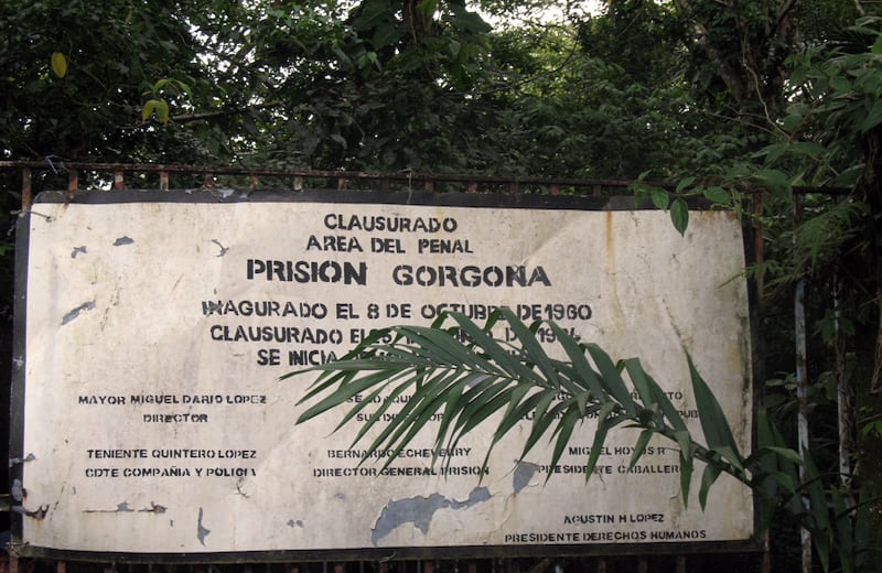 A la antigua prisión de Gorgona, llamada también la Alcatraz colombiana, eran enviados los reclusos más peligrosos de Colombia. Generalmente condenados por homicidio y violaciones. 