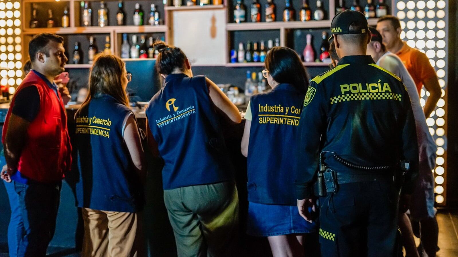 Cierre del bar PleyClub en Cartagena