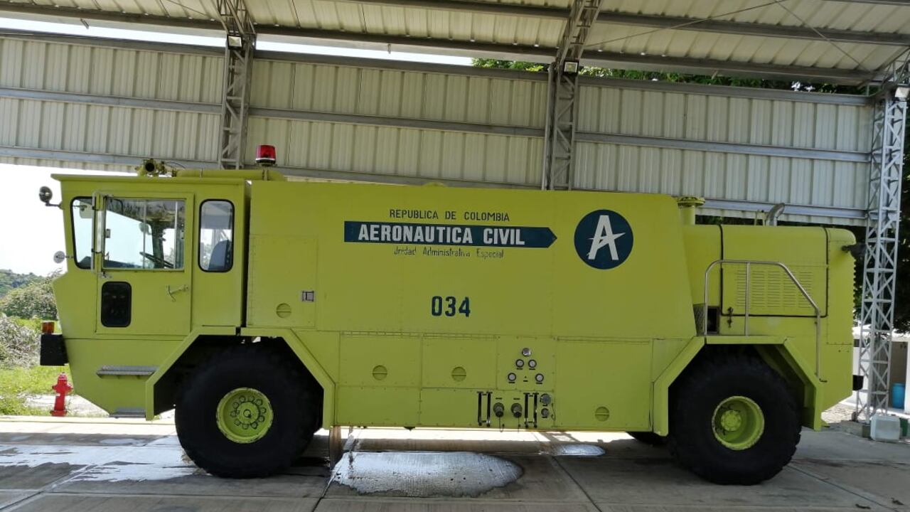 La máquina de bomberos aeronáuticos hurtada en la vía de Tame-Arauca es modelo 1979