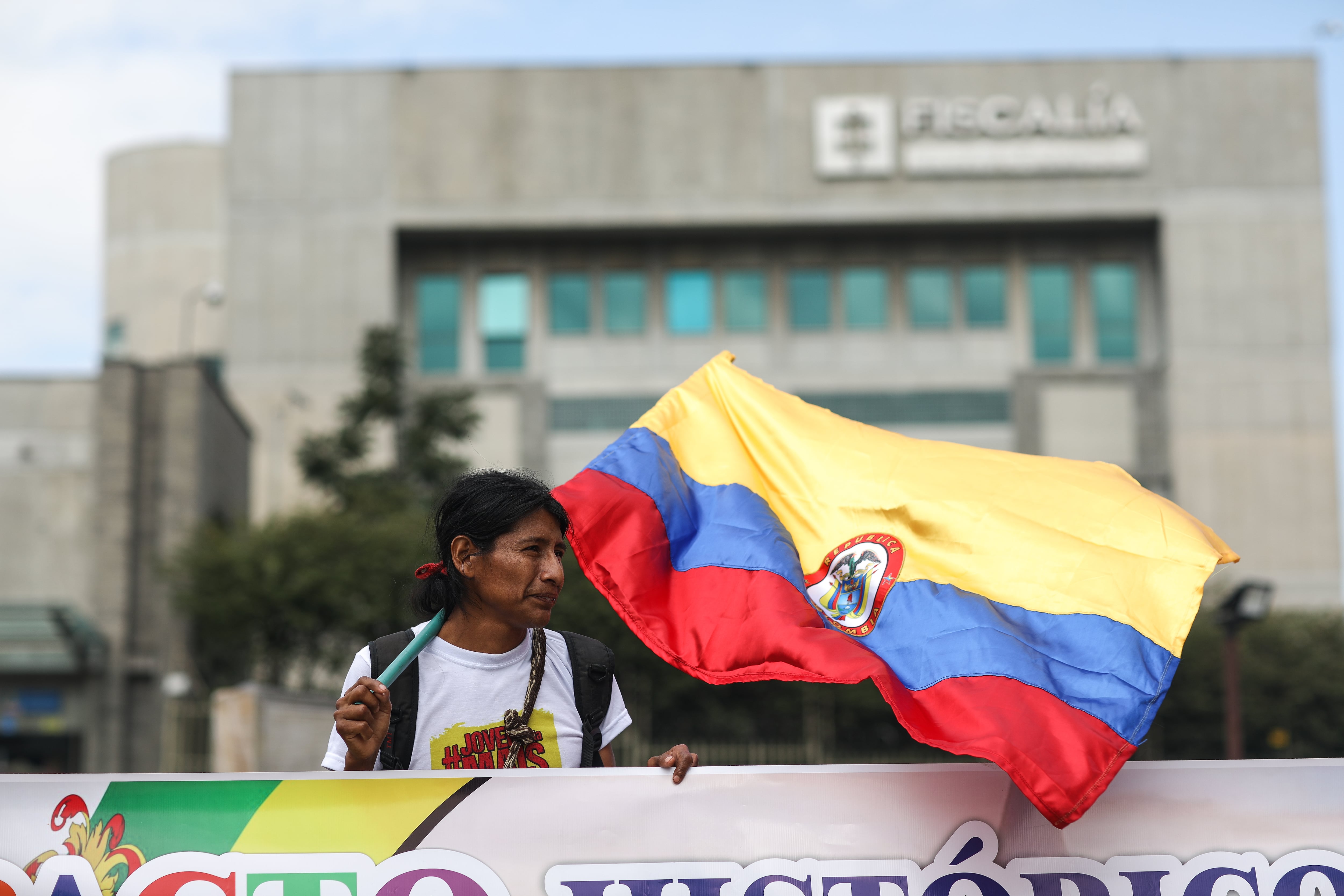 Manifestación Fecode frente a la Fiscalía