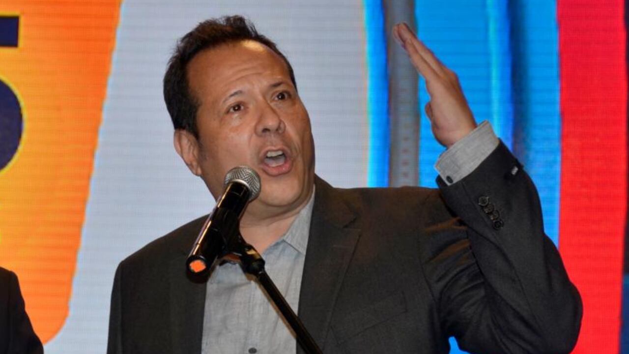 Javier Fernández es uno de los narradores más reconocidos de la televisión y la radio en Colombia