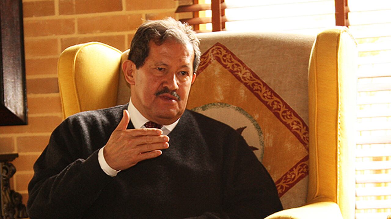 Angelino Garzón ha hecho pronunciamientos fuertes contra el Gobierno.