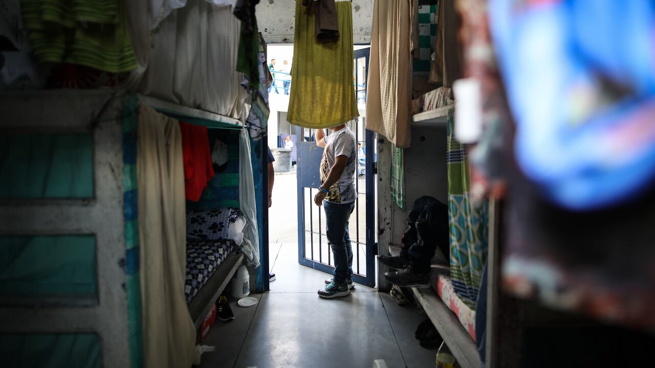 El funcionario fue sancionado por la Procuraduría tras advertir que la mujer se encontraba en estado de indefensión