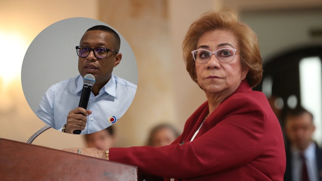 El contralor Luis Enrique Carlos Abadía y la canciller Rosa Villavicencio.