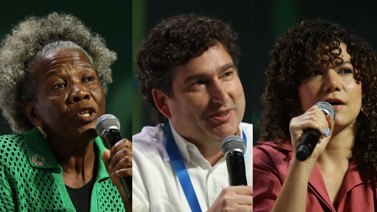 Josefina Klinger, cofundadora del Foro Interafroamericano para el Cambio Climático (IAFCC); Hernando García, director general del Instituto de Investigación de Recursos Biológicos Alexander von Humboldt y Stefanía Fernández, responsable de Sostenibilidad y Diversidad en Comfama.