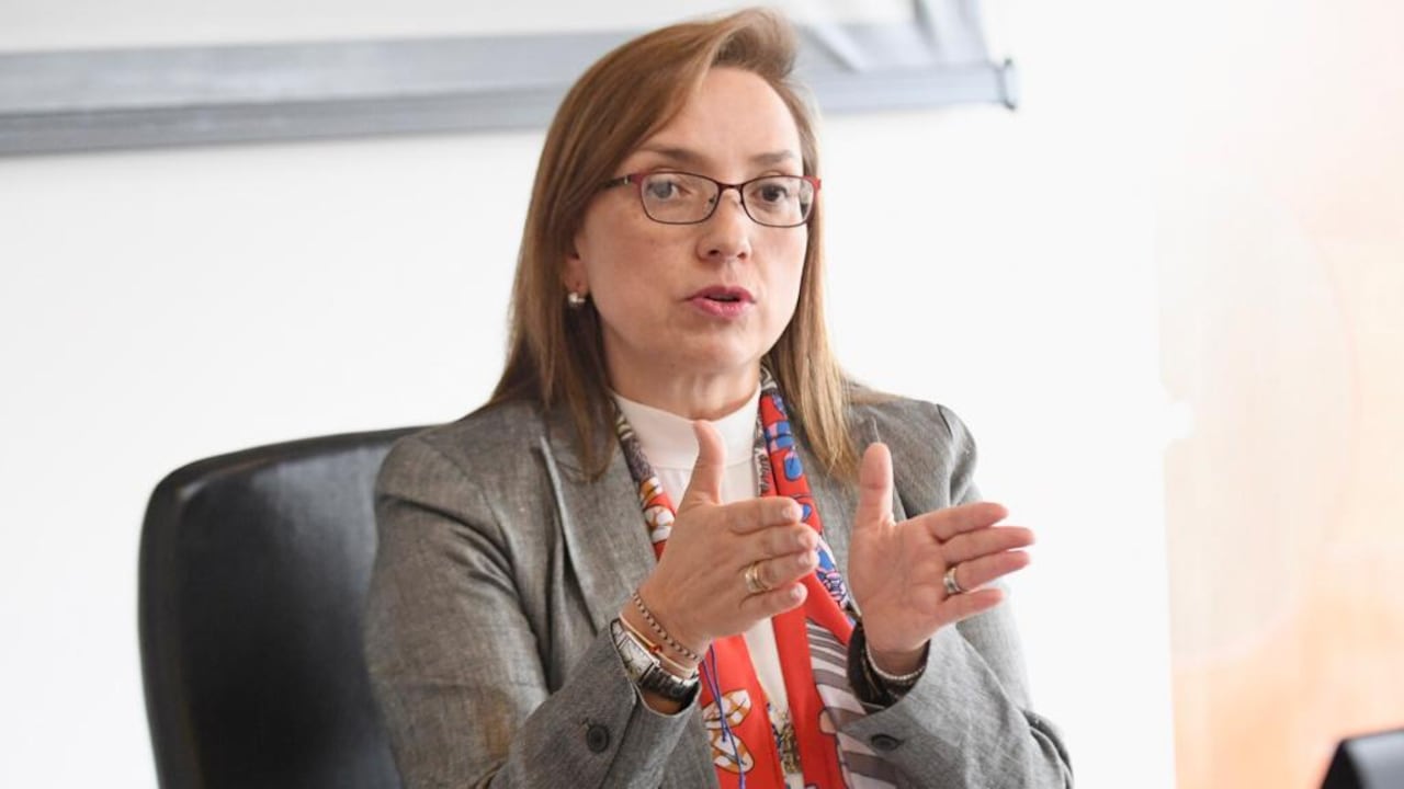 La ministra TIC, Carmen Ligia Valderrama, explicó en entrevista con SEMANA cómo va la recuperación de los $70.000 millones girados a Centros Poblados.