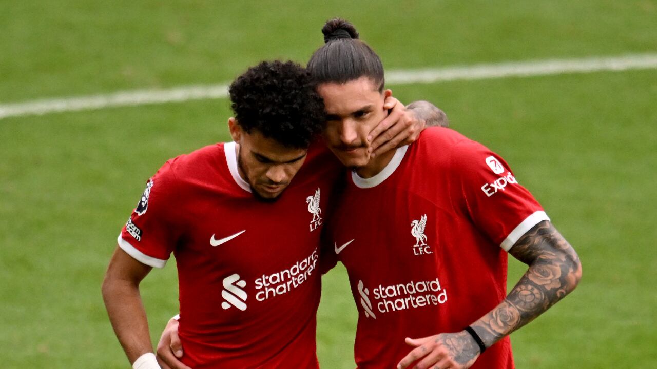 Luis Díaz y Darwin Núñez son compañeros en el Liverpool de Inglaterra.
